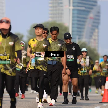 Runner Photo 6921486