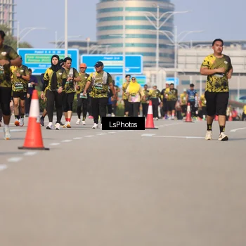 Runner Photo 6921498