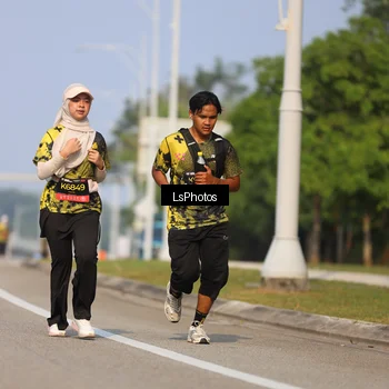 Runner Photo 6921500