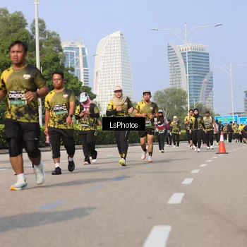 Runner Photo 6921522