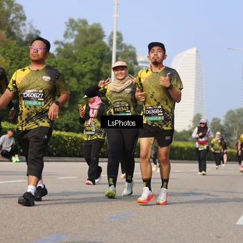 Runner Photo 6921526