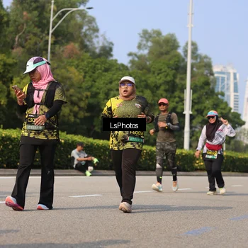 Runner Photo 6921533