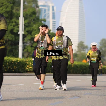 Runner Photo 6921545