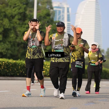 Runner Photo 6921549