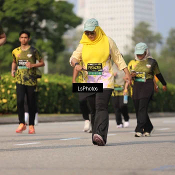 Runner Photo 6921575