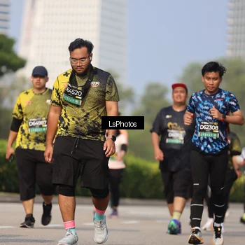 Runner Photo 6921586