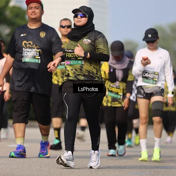 Runner Photo 6921600