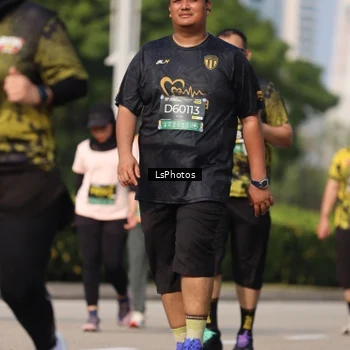 Runner Photo 6921602