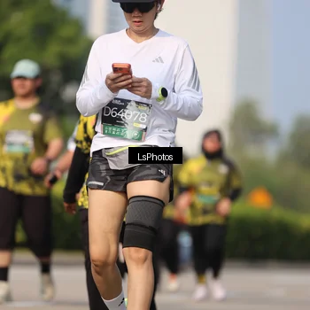 Runner Photo 6921608