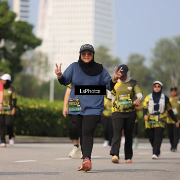 Runner Photo 6921612