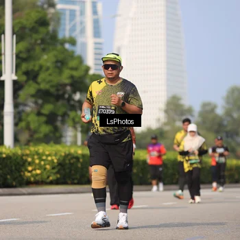 Runner Photo 6921652