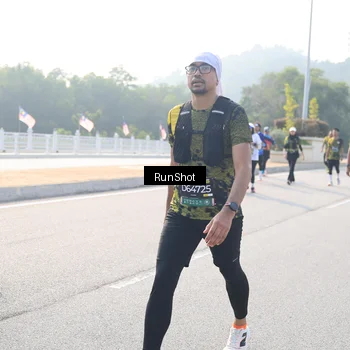 Runner Photo 6921715