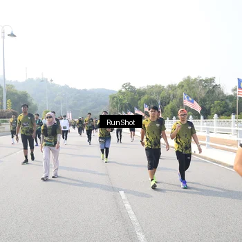 Runner Photo 6921723