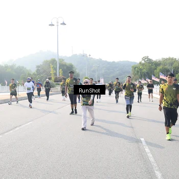 Runner Photo 6921724