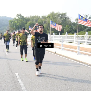 Runner Photo 6921725