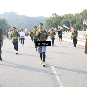 Runner Photo 6921739