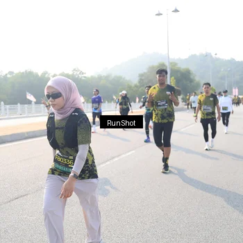 Runner Photo 6921751