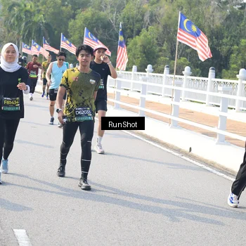 Runner Photo 6921768