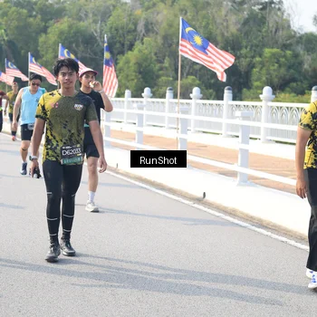 Runner Photo 6921769