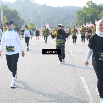 Runner Photo 6921788