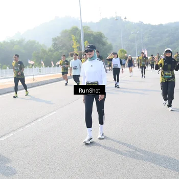 Runner Photo 6921791