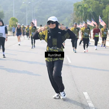 Runner Photo 6921797