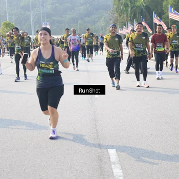 Runner Photo 6921814