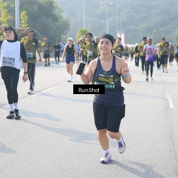 Runner Photo 6921819