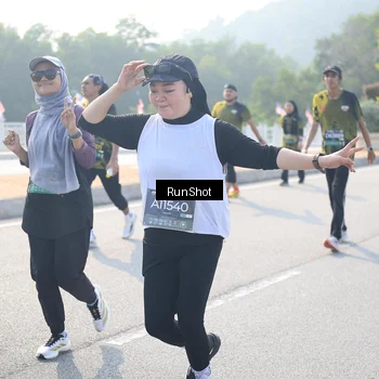 Runner Photo 6921843