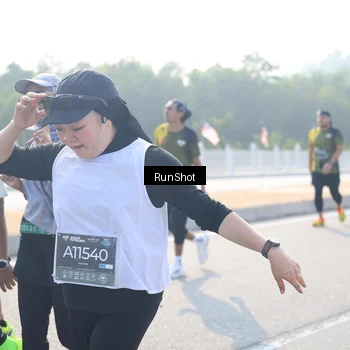 Runner Photo 6921850
