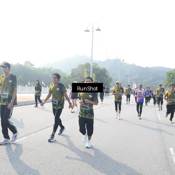 Runner Photo 6921868