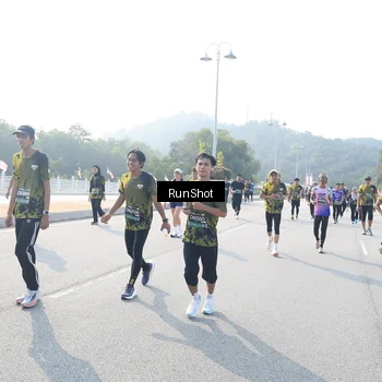 Runner Photo 6921870