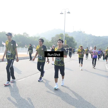 Runner Photo 6921872