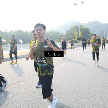Runner Photo 6921879