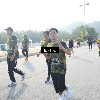 Runner Photo 6921881