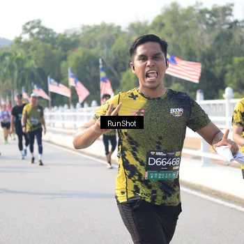 Runner Photo 6921887