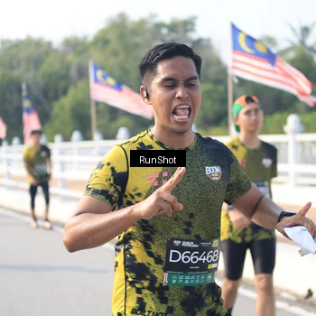 Runner Photo 6921892