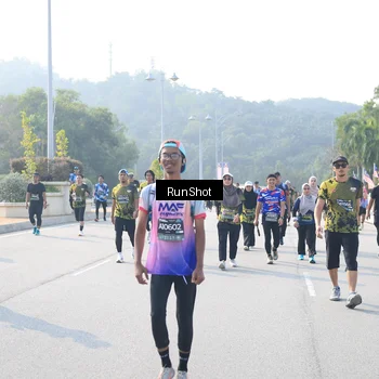 Runner Photo 6921897