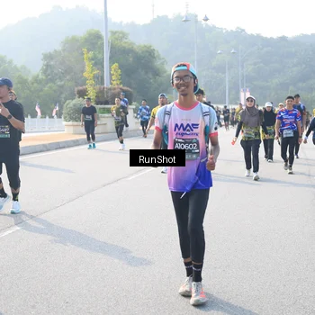 Runner Photo 6921902