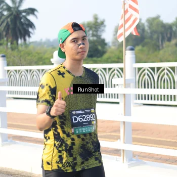 Runner Photo 6921911