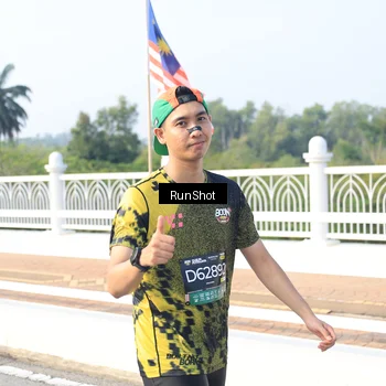 Runner Photo 6921916