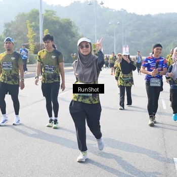 Runner Photo 6921934