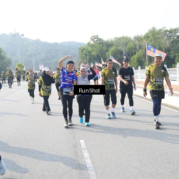 Runner Photo 6921940