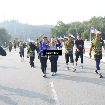 Runner Photo 6921941