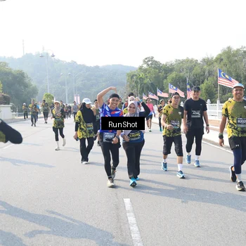 Runner Photo 6921946