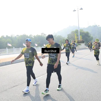 Runner Photo 6921961