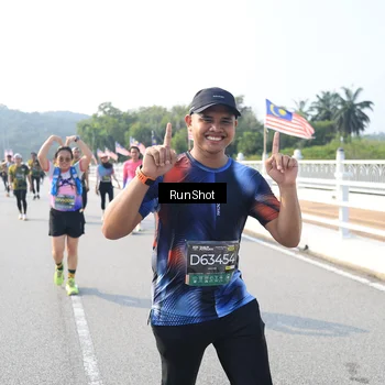 Runner Photo 6921995
