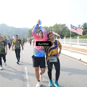 Runner Photo 6922025