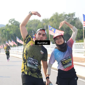 Runner Photo 6922040