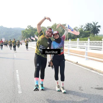 Runner Photo 6922044